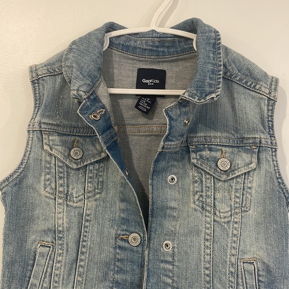 GAP kids vest - Picture 2 of 2